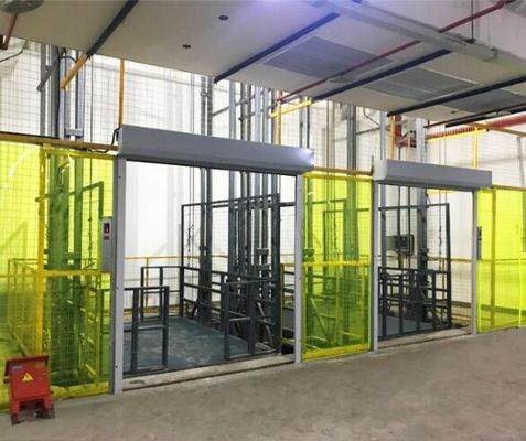 2000kg Load 6m Lifting Height Industrial Goods Lift with CE Certificate