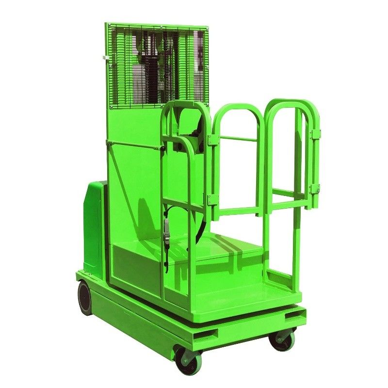 2.7 - 4.5m Self Propelled Warehouse Order Picker Safety Convenient To Operate